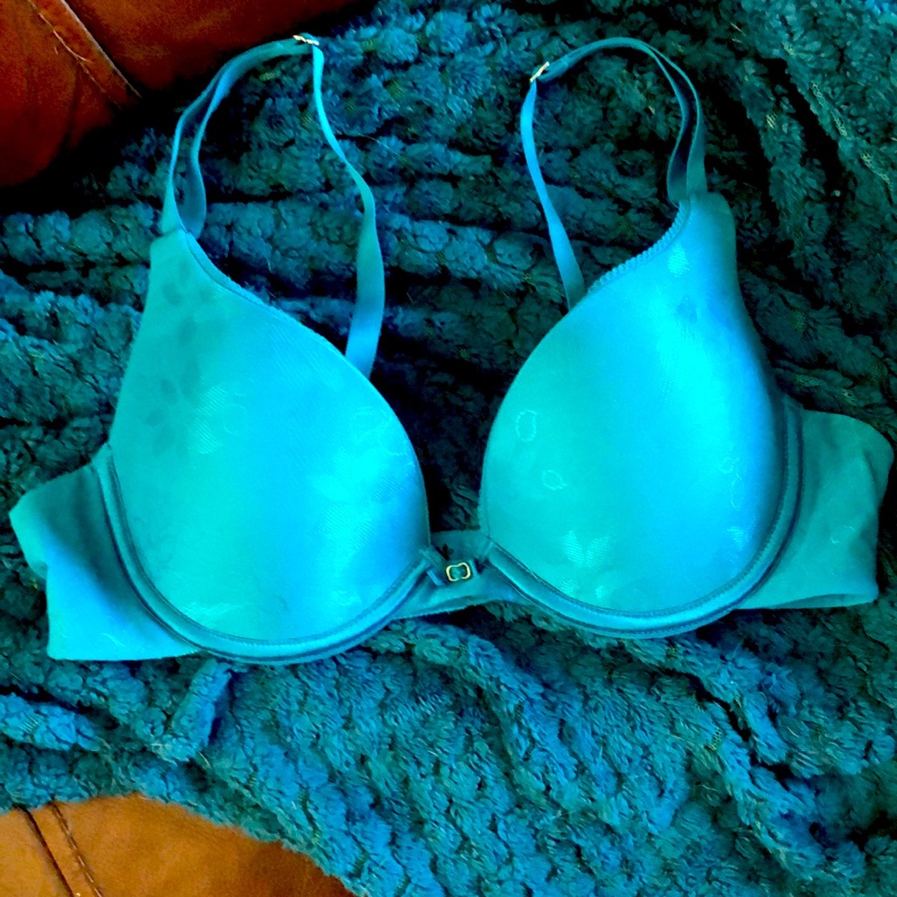 Lilly of France push up bra 34A